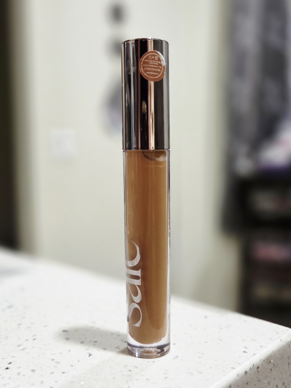 Liquid Concealer - Warm Tan (Women Makeup) HB FIVE